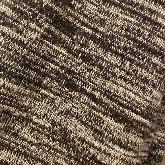 Gray and white long sleeve crop top by Calvin Klein, Size Medium - Picture 6 of 6